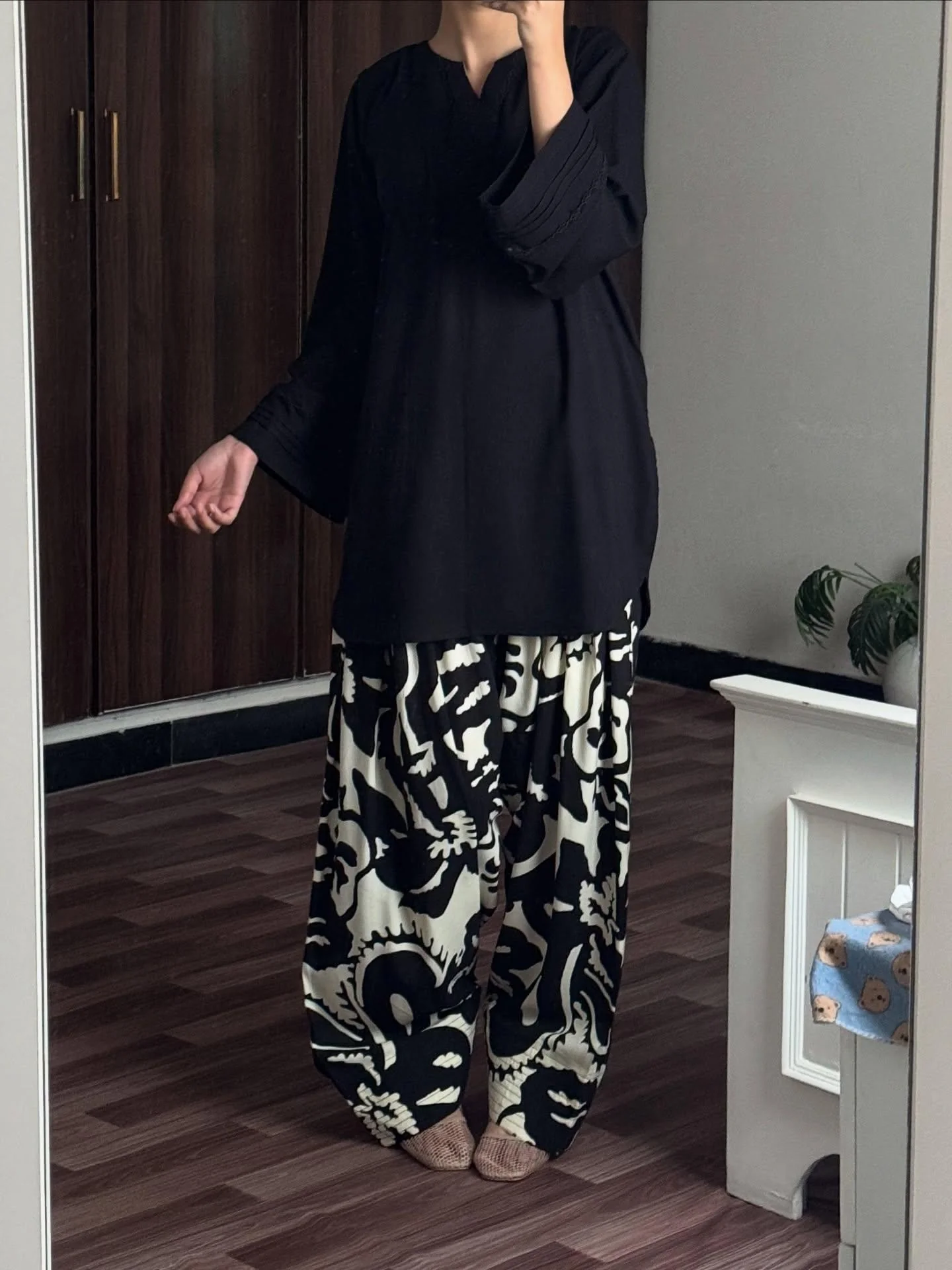 Black/White Digital Farshi Shalwar Set - Image 3