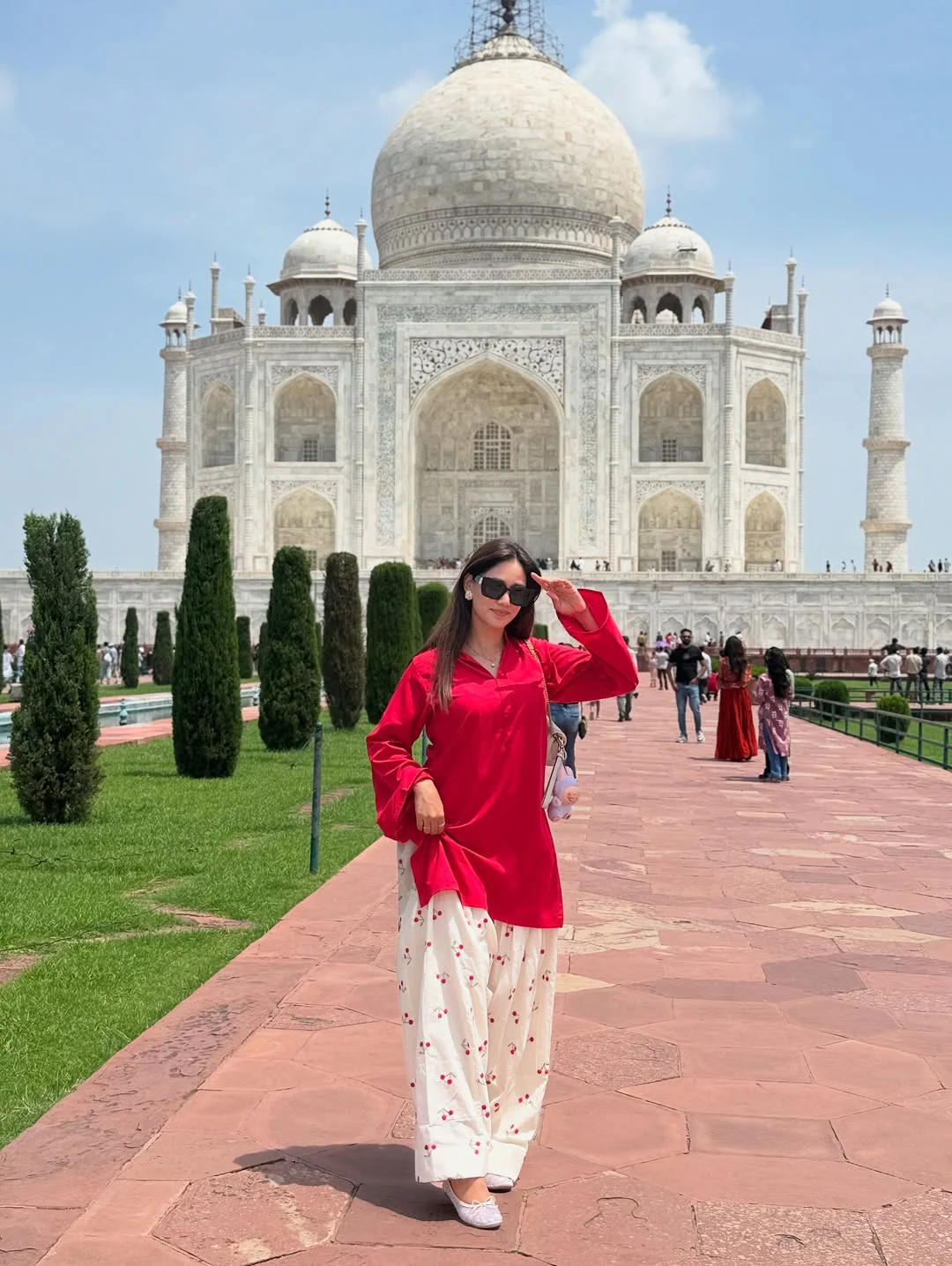 Mahi Emb Farshi Shalwar Set - Image 9